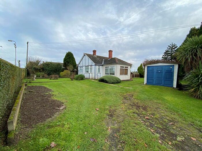 3 Bedroom Detached Bungalow For Sale In Clough Road, Gosberton Clough, PE11