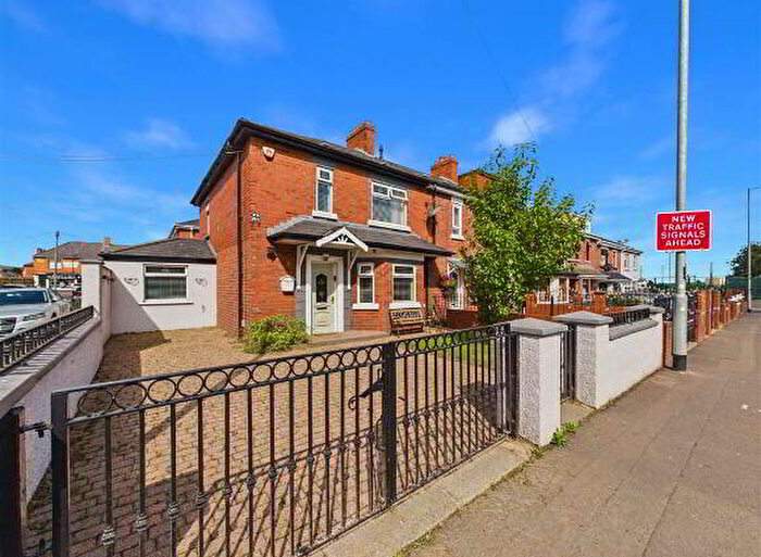 3 Bedroom End Of Terrace House For Sale In Whiterock Road, Belfast, BT12