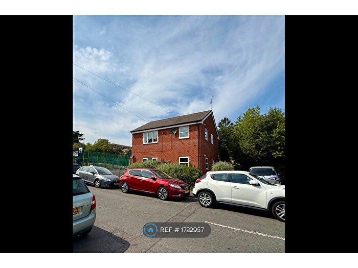 1 Bedroom Maisonette To Rent In Glover Street, Redditch, B98