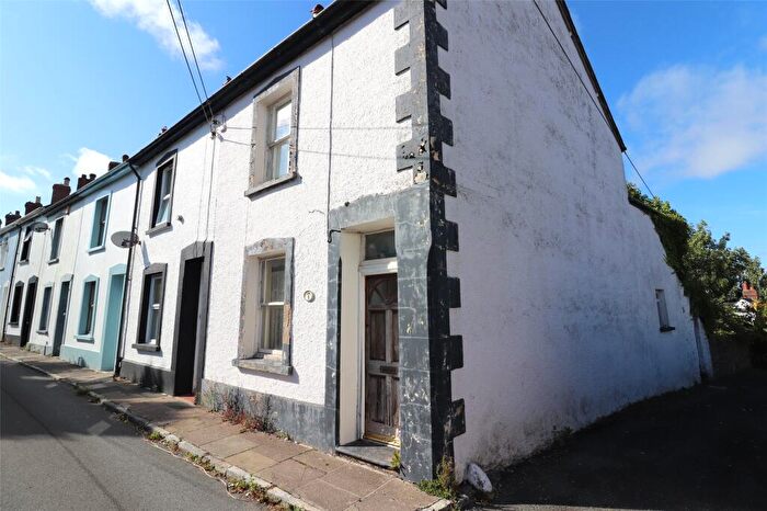 2 Bedroom End Of Terrace House For Sale In Montague Place, Bideford, Devon, EX39