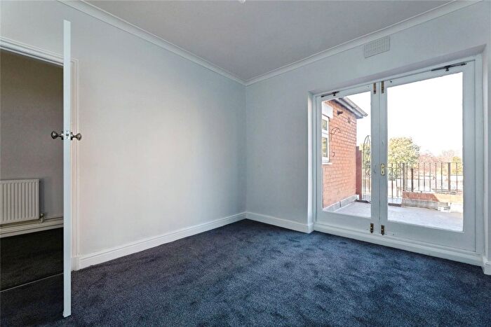 2 Bedroom Flat To Rent In Ripple Road, Barking, IG11