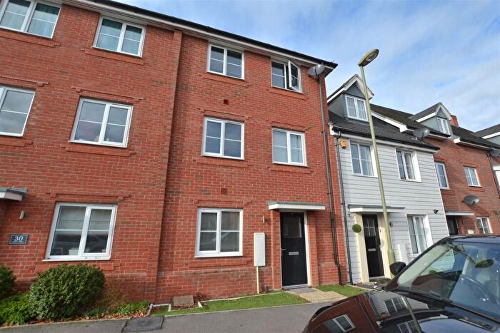 4 Bedroom Terraced House To Rent In Jubilee Drive, Church Crookham, GU52