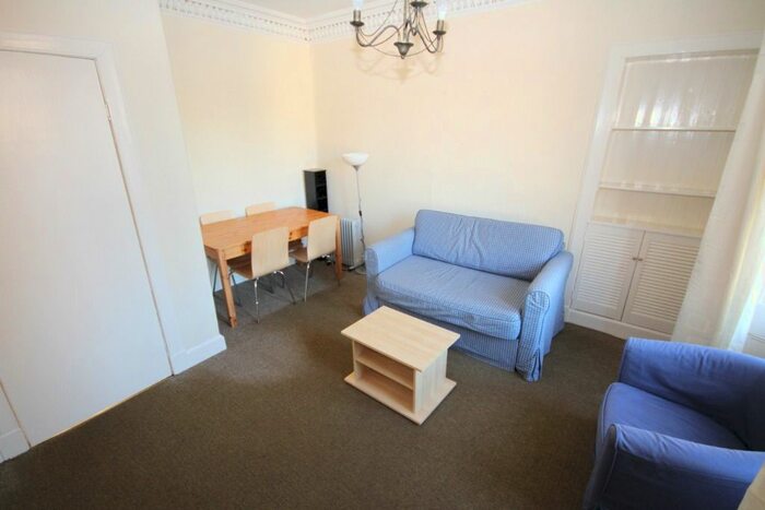1 Bedroom Flat To Rent In Buccleuch Street, Newington, Edinburgh, EH8