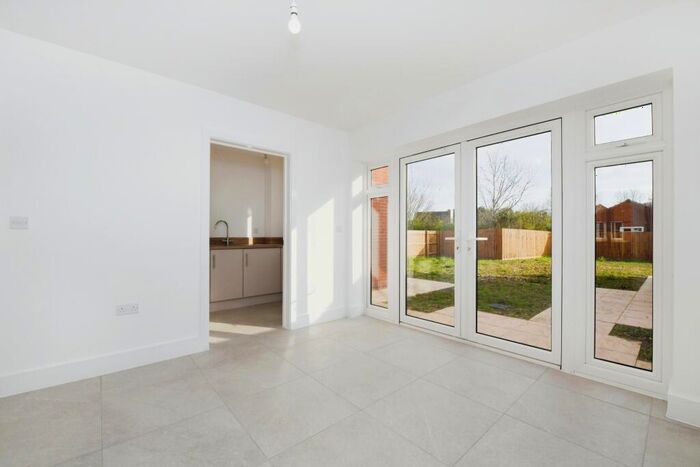 4 Bedroom Detached House For Sale In Brookfield Park, Southminster Road, Burnham On Crouch, CM0