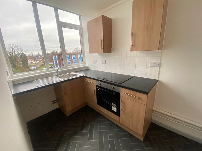 1 Bedroom Flat To Rent In Meynell House, Browns Green, Birmingham, B20