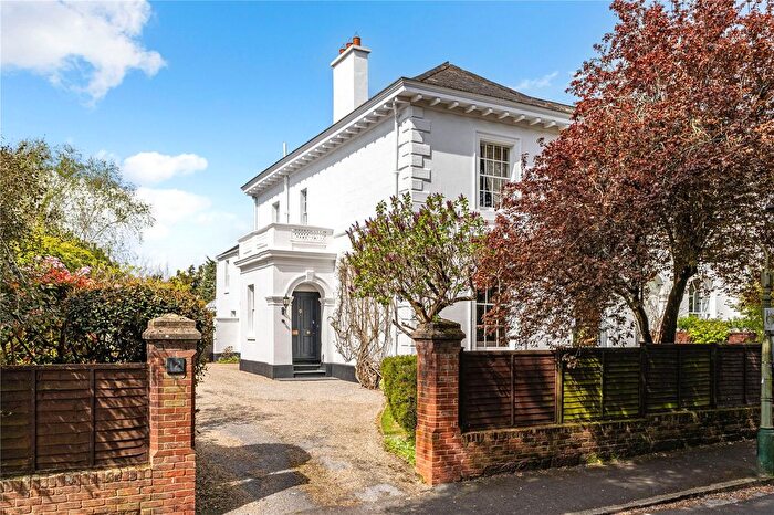 5 Bedroom Semi Detached House For Sale In Lyndhurst Road, Exeter, Devon, EX2