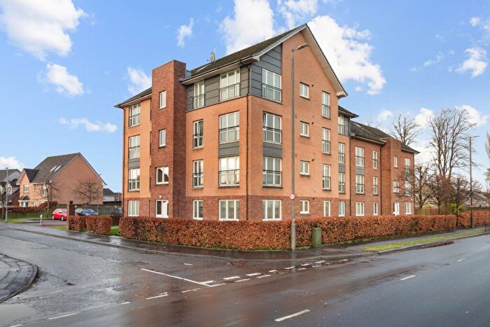 2 Bedroom Apartment For Sale In Torridon Drive, Renfrewshire, Renfrew, PA4