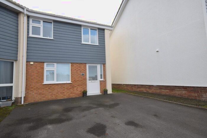 3 Bedroom Property To Rent In Richmond Green, Appledore, Devon EX39