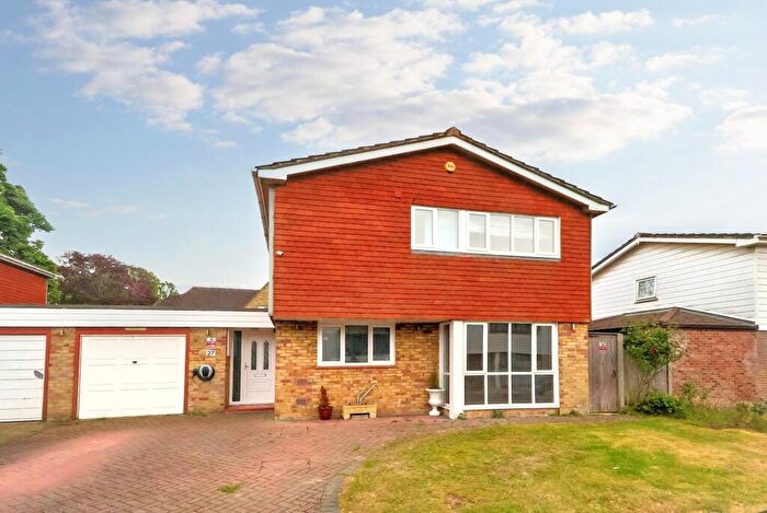5 Bedroom Detached House For Sale In Tanglewood Close, Shirley, CR0