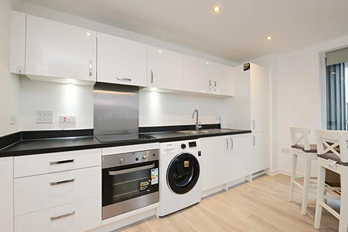 2 Bedroom Flat For Sale In Flat, Kingsburgh Crescent, Granton, Edinburgh, EH5