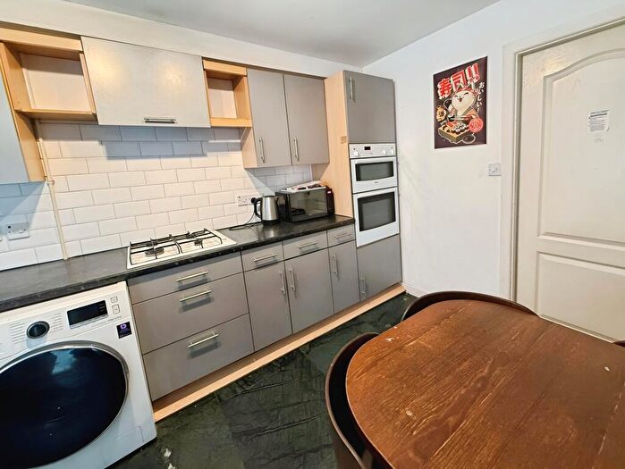 1 Bedroom House To Rent In Albert Road, Beeston, Nottingham, NG9
