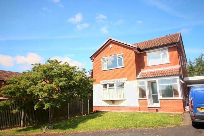 4 Bedroom Detached House To Rent In The Tynes, Stoke Heath, Bromsgrove, B60