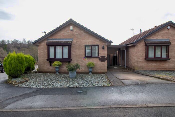 2 Bedroom Detached Bungalow To Rent In Cragdale Grove, Mosborough, S20