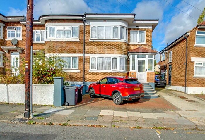 3 Bedroom Terraced House For Sale In Clifford Way, London, NW10