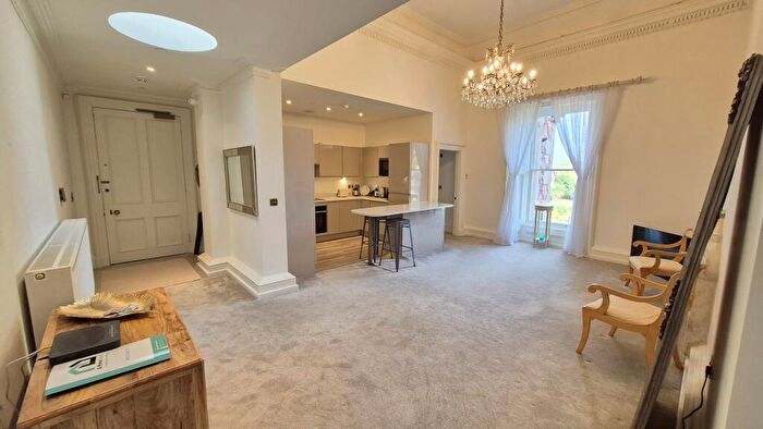 2 Bedroom Apartment For Sale In Backford Hall, Blencowe Close, Chester, CH1