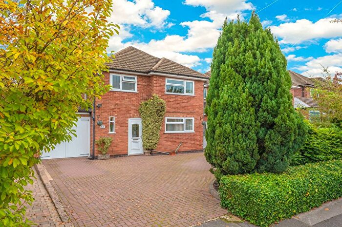 3 Bedroom Detached House For Sale In Neville Road, Shirley, Solihull, B90