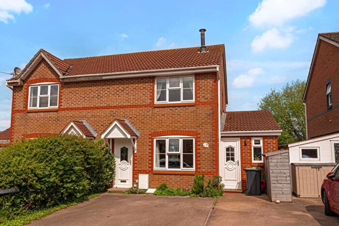 3 Bedroom Semi Detached House For Sale In St. Josephs Close, Undy, NP26