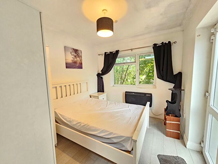 Studio To Rent In Windsor Street, Luton, LU1