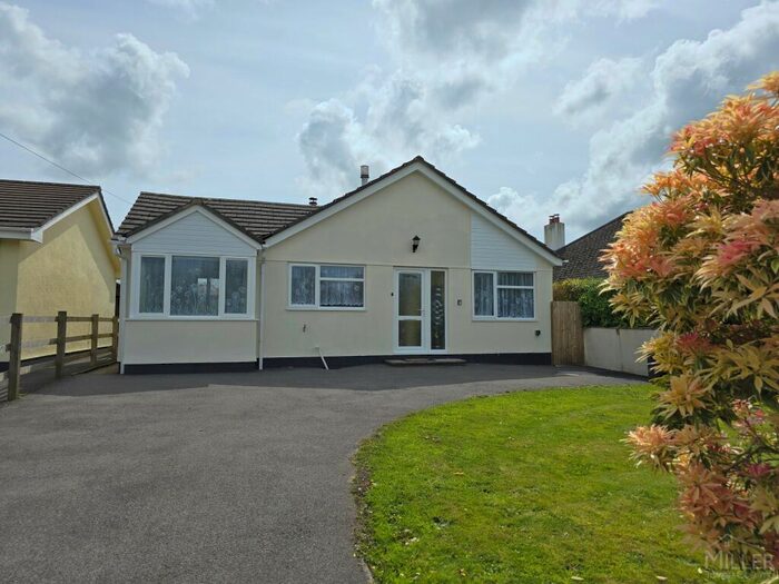 3 Bedroom Detached Bungalow For Sale In East Street, Sheepwash, Beaworthy, Devon, EX21