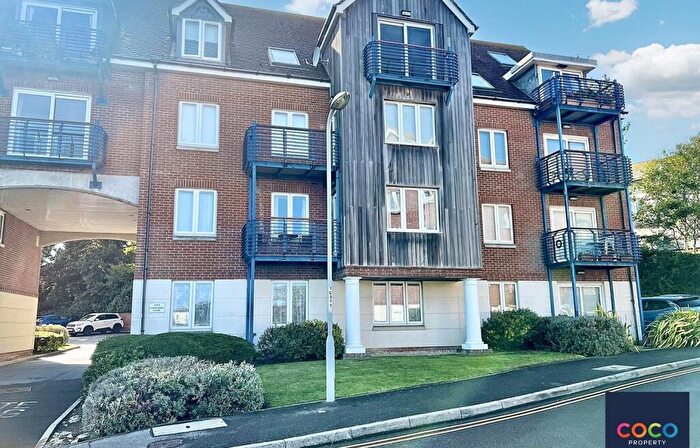 2 Bedroom Semi Detached House For Sale In Corscombe Close, Weymouth, DT4