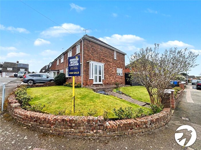 3 Bedroom Semi Detached House For Sale In Gaze Hill Avenue, Sittingbourne, Kent, ME10