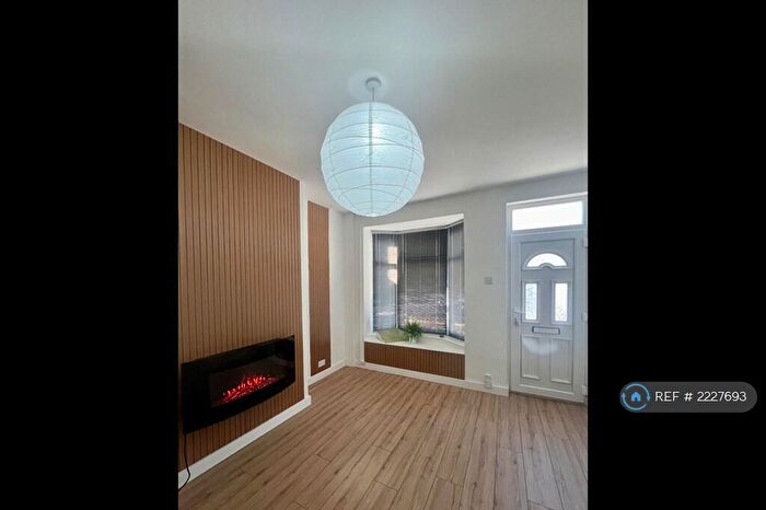 2 Bedroom Terraced House To Rent In Carrington Street, Hull, HU3