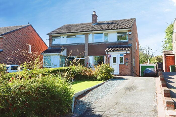 3 Bedroom Semi Detached House For Sale In School Lane, Norton, Sheffield, S8