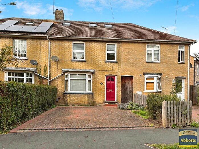 3 Bedroom Property To Rent In Ramsden Square, Cambridge, CB4