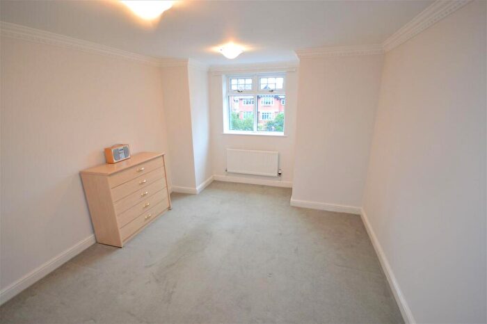 3 Bedroom Flat To Rent In Oak House, Bramhall Lane South, Bramhall, SK7