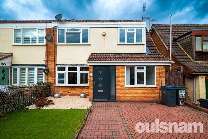 3 Bedroom Semi-detached House To Rent In Tollgate Close, Birmingham, West Midlands, B31
