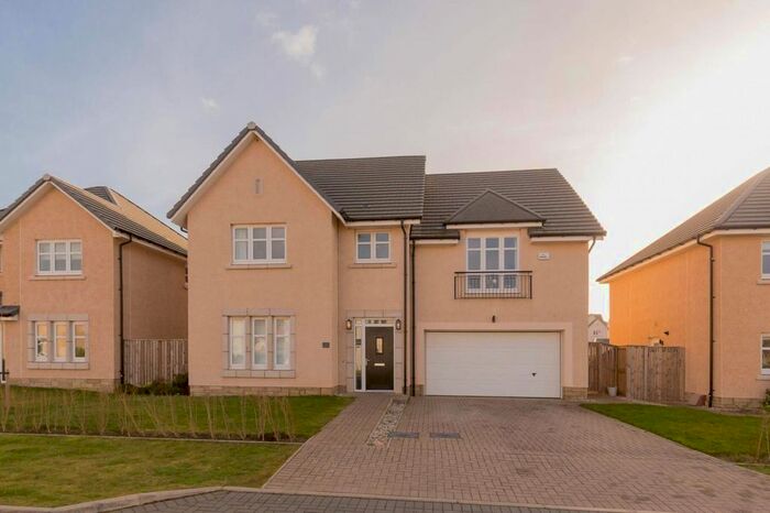 5 Bedroom Detached House For Sale In Bayview Circus, Dunbar EH42