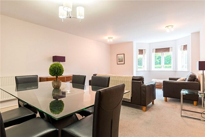 2 Bedroom Flat For Sale In Mill Mount, York, North Yorkshire, YO24