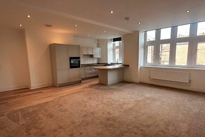 2 Bedroom Flat To Rent In St. Marys Gate, Derby, DE1