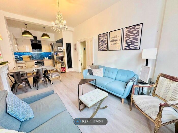 2 Bedroom Flat To Rent In Stonor Road, London, W14