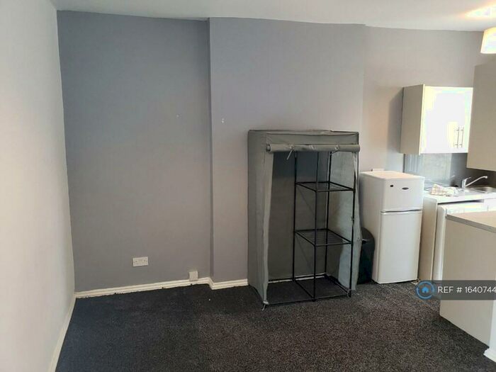 Studio To Rent In Colne Road, Nelson, Brierfield, BB9