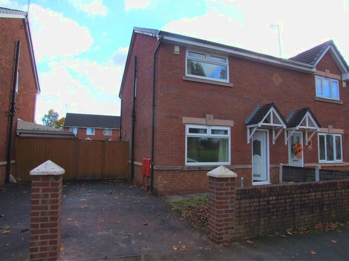 3 Bedroom Semi-Detached House To Rent In Sandel Street, Manchester M40