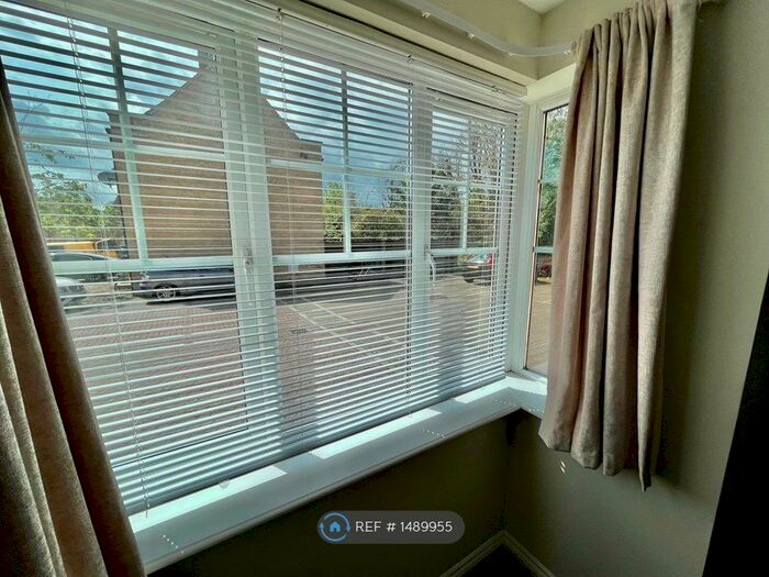 2 Bedroom Flat To Rent In Prospero Way, Swindon, SN25