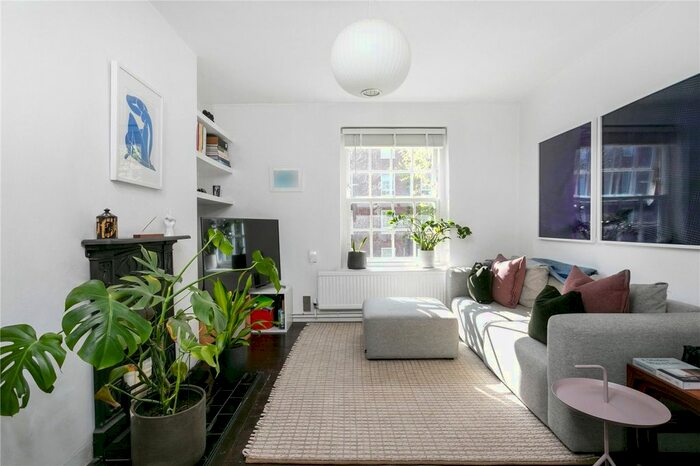 2 Bedroom Flat To Rent In Teale Street, London, E2