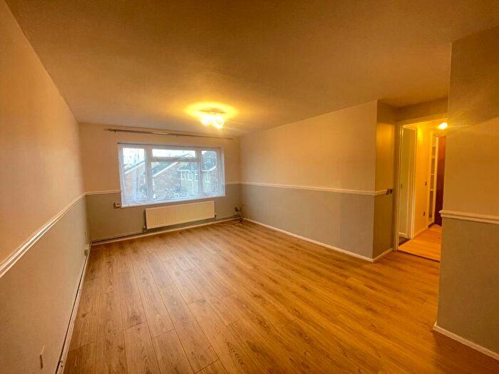 3 Bedroom Apartment To Rent In Claymore, Hemel Hempstead, HP2