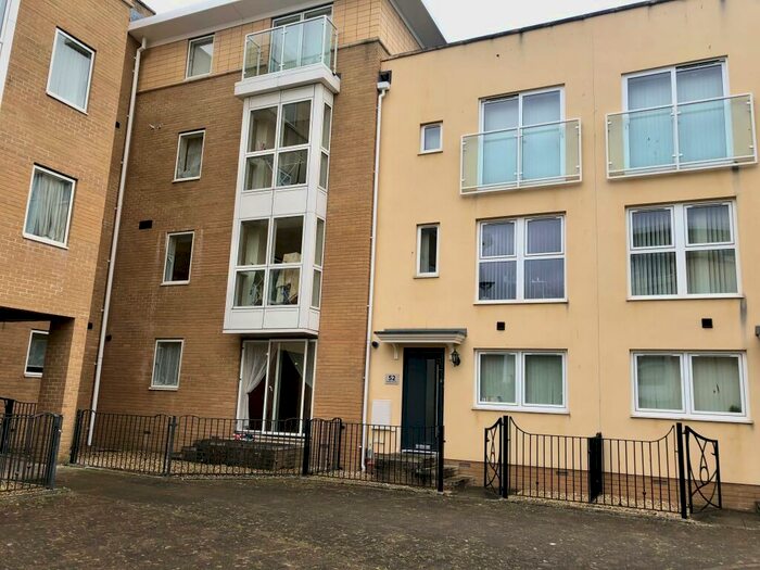 2 Bedroom Flat To Rent In Richmond Court, EX4