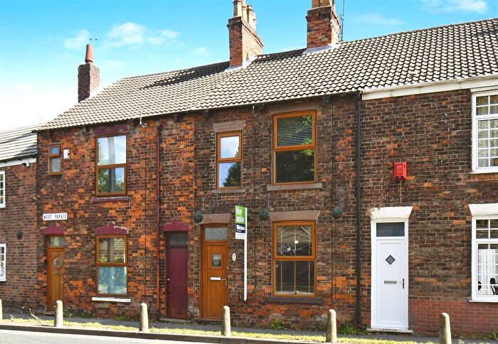2 Bedroom Terraced House For Sale In Leads Road, Sutton-On-Hull, Hull, HU7