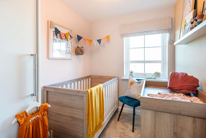 3 Bedroom Terraced House For Sale In Stratford Drive Overstone, NN6