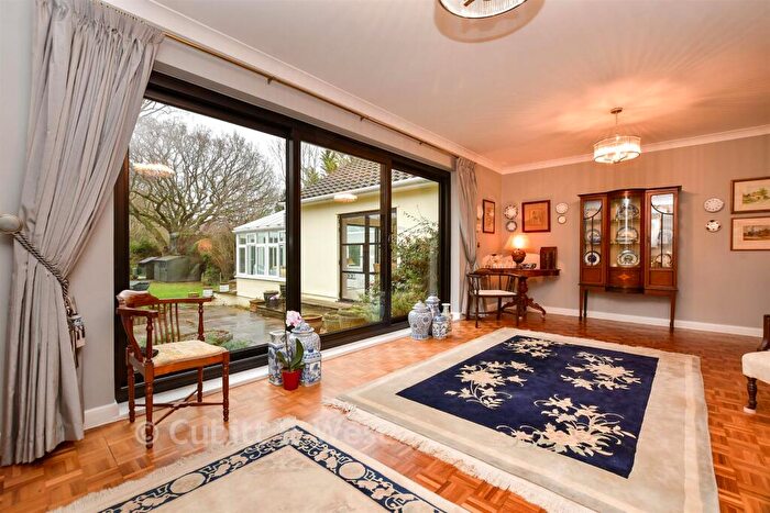 4 Bedroom Detached Bungalow For Sale In Forest Lane, East Horsley, Leatherhead, Surrey, KT24