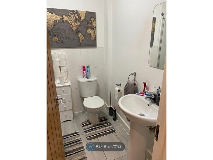 1 Bedroom Flat To Rent In Tregonwell Road, Bournemouth, BH2