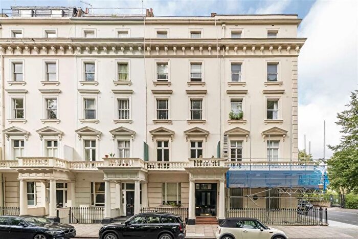 2 Bedroom Flat For Sale In St. Georges Square, London, SW1V
