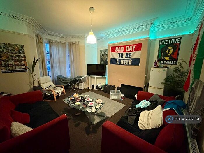 5 Bedroom Terraced House To Rent In Sunbury Avenue, Newcastle Upon Tyne, NE2