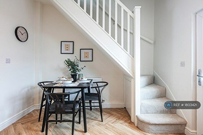 3 Bedroom Terraced House To Rent In Netherfield Road, Sheffield, S10