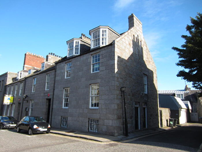 4 Bedroom Flat To Rent In North Silver Street, Aberdeen, AB10