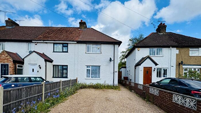 2 Bedroom Terraced House For Sale In Lower Cippenham Lane, Slough, Berkshire, SL1