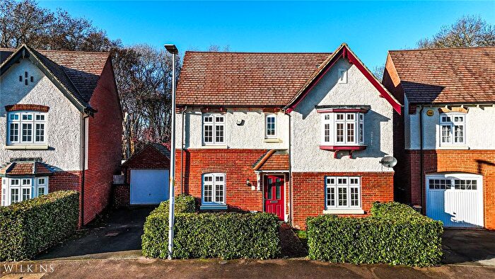 4 Bedroom Detached House For Sale In Adderley Avenue, Nuneaton, Warwickshire, CV10
